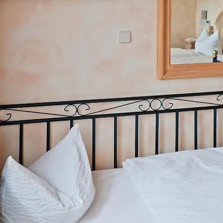 Affittacamere Privathotel Bruegges Loui 3*